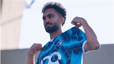 مصطفي زيكو يحصل على جائزة أفضل لاعب في مباراة بيراميدز وبتروجيت - الخليج الان