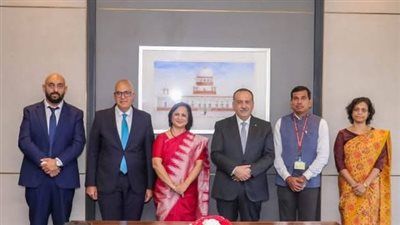 محافظ أسيوط يلتقي نائب وزير الخارجية الهندي لشئون الجنوب لبحث سبل تعزيز التعاون والشراكة الاقتصادية - الخليج الان