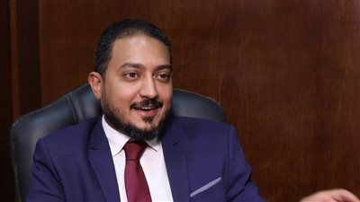 نائب رئيس حزب الوعى لـ السياسة أسرار: لولا توجيهات الرئيس كان المشهد الانتخابي سيمر مرور الكرام بمخالفاته - الخليج الان