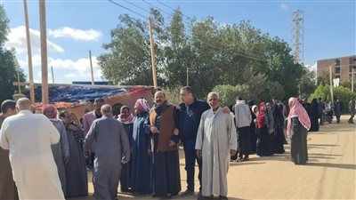 انتظام التصويت في قرية الموشية بالداخلة الوادي الجديد - الخليج الان