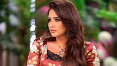 ياسمين عبد العزيز: وقتي لشغلي وأولادي ومحدش يقدر يكسرني ولو اتجوزت تاني هنبعد عن الأضواء - الخليج الان