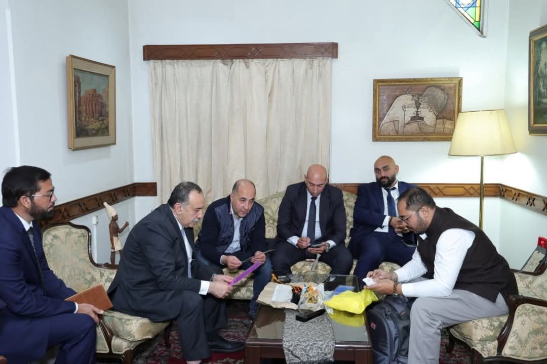 محافظ مطروح يوجه بتذليل كافة العقبات لأعمال القافلة الطبية والعلاجية القادمة من جامعة حورس لسيوة - الخليج الان