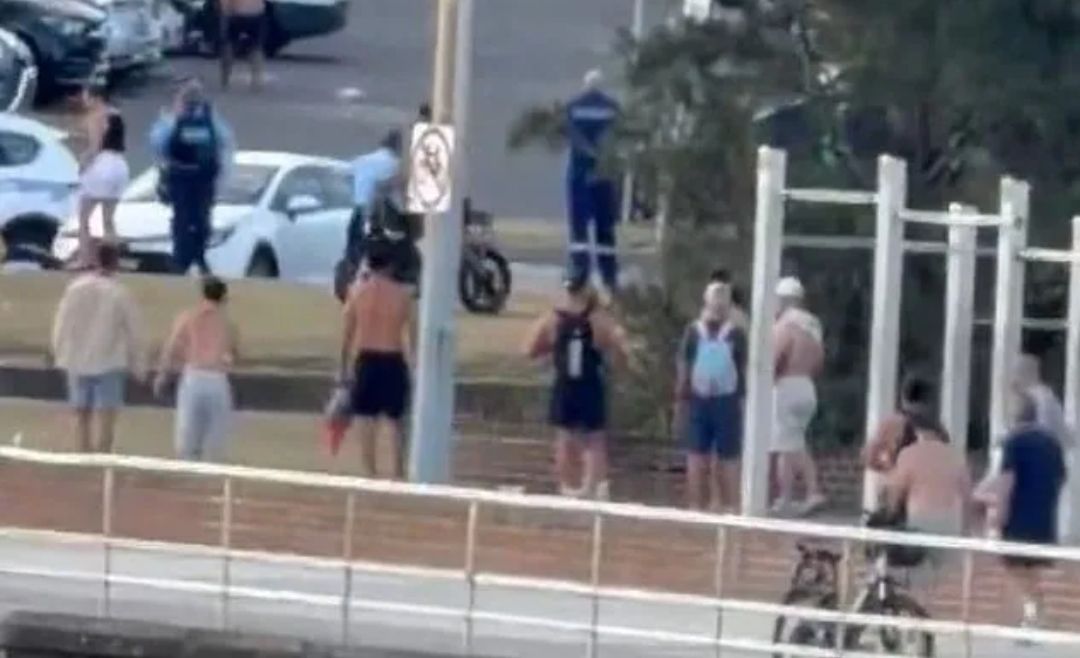 «احتفال يهودي يتحول إلى مأتم».. التفاصيل الكاملة لهجوم شاطئ بوندي بأستراليا - الخليج الان