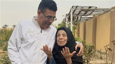 عزاء والدة النائب والكاتب الصحفى الكبير عماد الدين حسين غدا الثلاثاء بمسجد عمر مكرم - الخليج الان