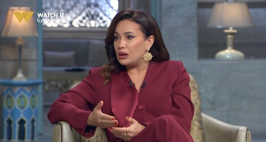 هند صبري عن بناتها: لايصة في تربيتهم.. وواحدة منهم جالها إحباط بسبب التعليقات السلبية - الخليج الان