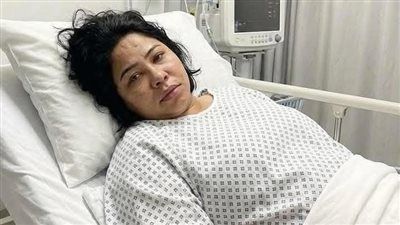 حقيقة نقل شيرين عبد الوهاب إلى المستشفى وقصة الصورة المتداولة - الخليج الان