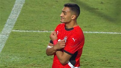 مصطفى محمد يسجل الهدف الثاني لمنتخب مصر أمام نيجيريا في المباراة الودية - الخليج الان