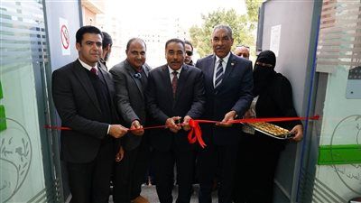 محافظ مطروح يفتتح مركز خدمة العملاء المطور لشركة مياه الشرب والصرف الصحى بمدينة رأس الحكمة - الخليج الان