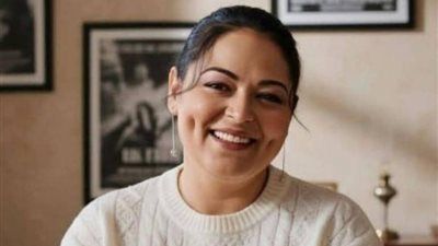 اختناق بعد الحريق ولا شبهة جنائية.. الطب الشرعي يحسم الجدل حول وفاة نيفين مندور - الخليج الان