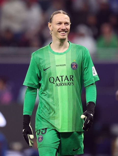 من كراسنودار إلى باريس.. ماتفي سافونوف بطل كأس القارات للأندية 2025 - الخليج الان