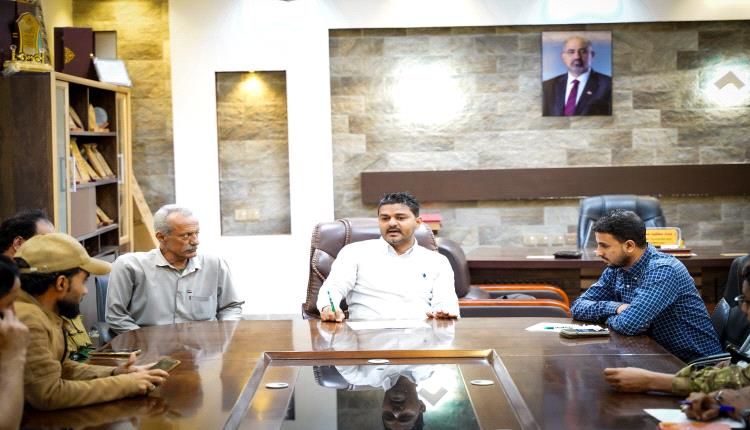 الشيخ عثمان تقرع طبول الاستقلال.. اجتماع موسع للمديرية يقر تنظيم أكبر حشد جماهيري دعماً للرئيس الزُبيدي