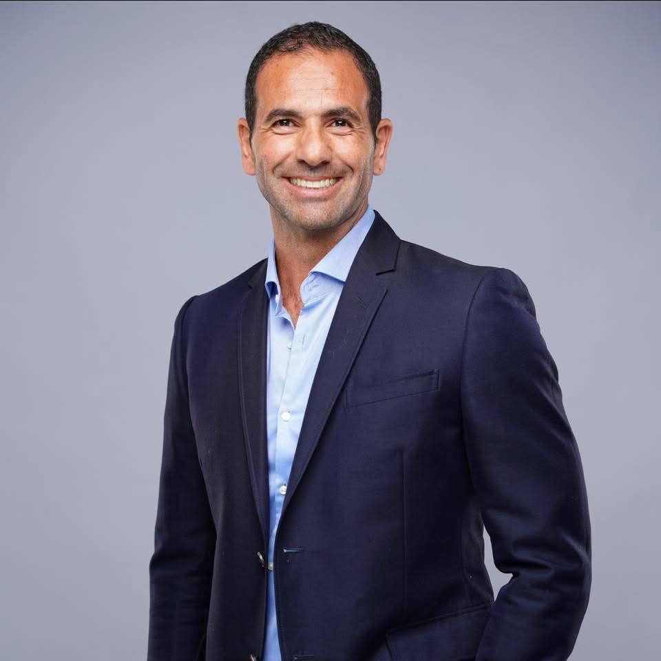 عاجل: إبراهيم زاهر يفوز برئاسة نادي الجزيرة - الخليج الان