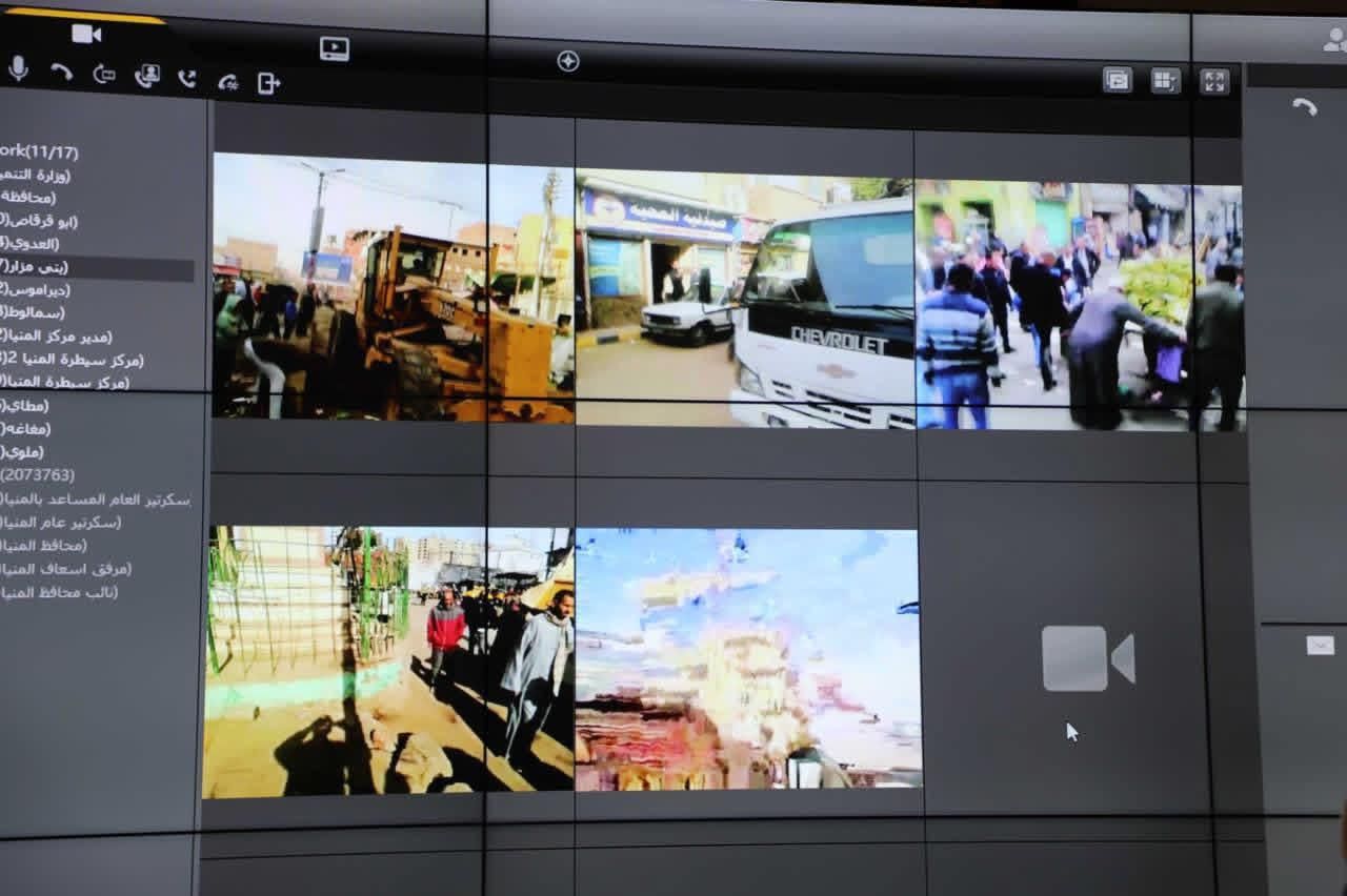 من داخل مركز السيطرة .. محافظ المنيا يتابع حملات إزالة الإشغالات بالمراكز - الخليج الان