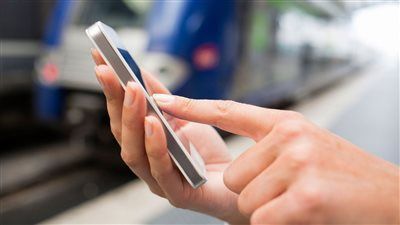 القومي للاتصالات يكشف وسائل الحماية من اختراق الهواتف - الخليج الان