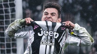 يوفنتوس يفوز على روما (1/2) في قمة الدوري الإيطالي - الخليج الان