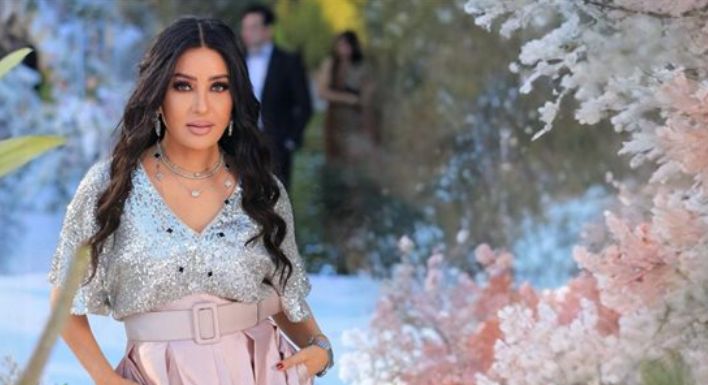 تسلملي.. لطيفة تعلن انتهاء تصوير كليب اغنيتها الجديدة - الخليج الان