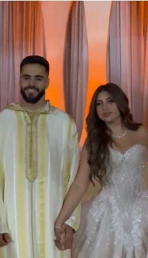 محمود بنتايج يظهر بالقفطان المغربي في حفل زفافه على ابنة أحمد سليمان عضو مجلس إدارة الزمالك (صور) - الخليج الان
