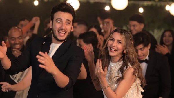 بعد تعاونه مع جنات فى دويتو الليلة حلوة.. الحسن عادل: قدمت بروح مبهجة - الخليج الان