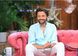 كريم محمود عبد العزيز: لازم يكون في فاصل بين الزوجين بأوقات معينة لحد ما الدنيا تهدى - الخليج الان