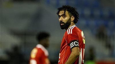 مفاجأة في مفاوضات تجديد عقد حسين الشحات مع الأهلي - الخليج الان