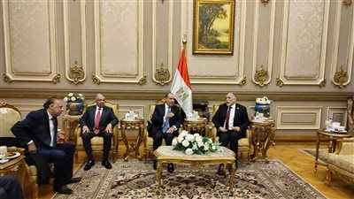 وكيل الشيوخ يشيد بدور وزير الخارجية وجهود الدولة في ملف حقوق الإنسان دوليا - الخليج الان