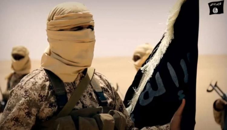 عناصر من تنظيم القاعدة وداعش الإرهابيان تقول إن التدخل السعودية يخدم قيام دولة الخلافة بولاية حضرموت
