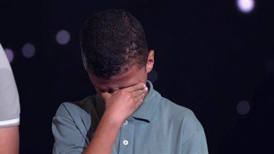 بالدموع.. عبدالله عبدالموجود يودع مسابقة "دولة التلاوة" في الحلقة الـ 14 - الخليج الان