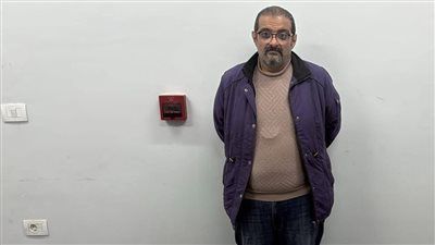 القبض على مندوب المرشح عفيفي كامل لتوزيع رشاوي انتخابية بدائرة الرمل.. صور - الخليج الان