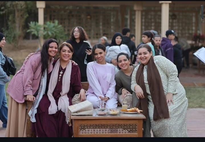 دراما رمضان 2026.. صور من كواليس مسلسل بيبو لـ كزبرة - الخليج الان