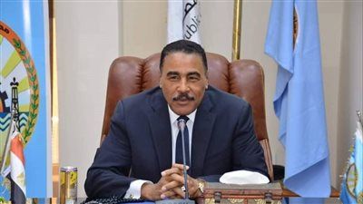 مع احتفالات العام الميلادي الجديد.. محافظ مطروح يشدد على رفع درجة الاستعداد القصوى بالحدائق والمستشفيات - الخليج الان