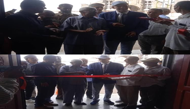 افتتاح المعرض التشكيلي وفن الجرافيك الأول في المرسم الحر بالعاصمة عدن