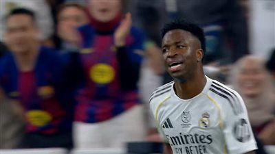 ريال مدريد ضد برشلونة.. فينسيوس جونيور يتألق أمام برشلونة ويضغط على البارسا لتسجيل الهدف الثالث في كأس السوبر الإسباني - الخليج الان