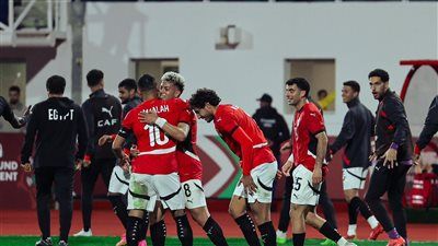 منتخب مصر يختتم تدريباته استعداداً لمواجهة السنغال فى نصف نهائي أمم أفريقيا - الخليج الان