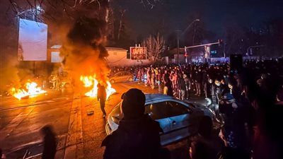 وسط تحذرات حقوقية.. تراجع احتجاجات إيران بعد حملة قمع واسعة.. ماذا يحدث؟ - الخليج الان