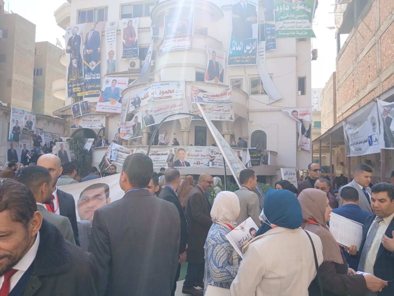 انتخابات ساخنة فى نقابة المحامين بالفيوم - الخليج الان