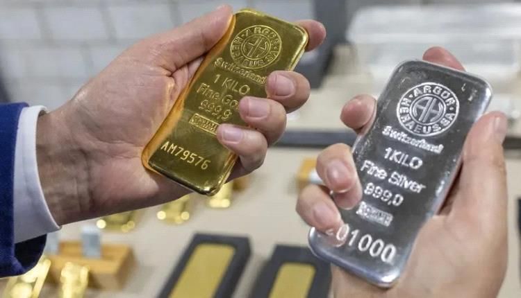 أسعار الذهب ترتفع إلى مستوى قياسي جديد