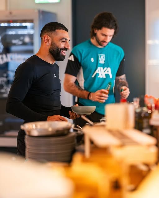 محمد صلاح يعود إلى ليفربول بعد انتهاء مشواره في أمم أفريقيا.. صور - الخليج الان