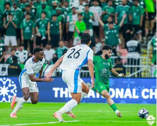 موعد مباراة الأهلي ونيوم في دوري روشن السعودي والقنوات الناقلة والتشكيل المتوقع - الخليج الان