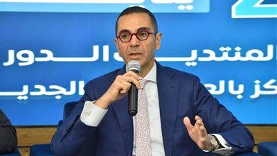 وزير الاستثمار: العالم يشهد اليوم نقلة تاريخية في مجال الذكاء الاصطناعي - الخليج الان
