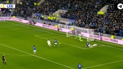 إيفرتون ضد ليدز.. ليدز يونايتد يتقدم على إيفرتون بهدف نظيف في الدوري الإنجليزي الممتاز بعد مرور 40 دقيقة - الخليج الان