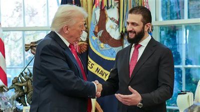 ترامب يعلن حل مشكلة "هائلة" في سوريا بالتنسيق مع الرئيس الشرع - الخليج الان