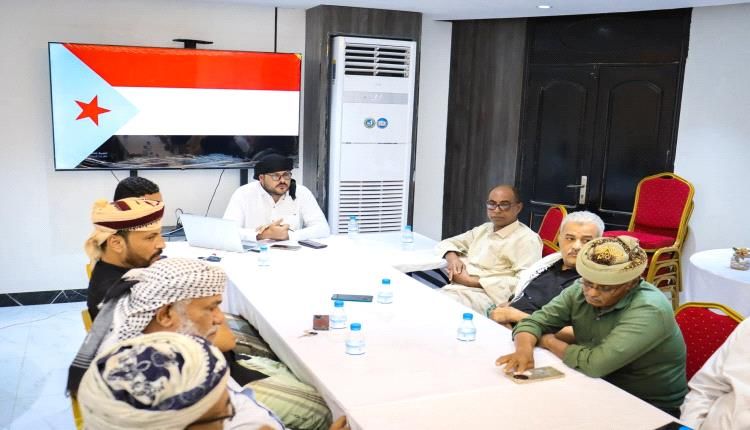 انتقالي حضرموت يعلن رفضه اقامة العليمي في المكلا ويحيي صمود الجماهير الجنوبية