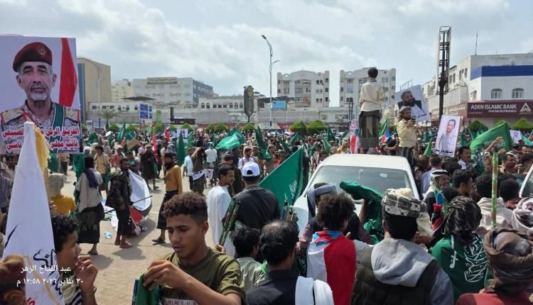 عاجل/ احتجاجات في "ساحة العروض" تنديداً بمحاولة اغتيال العميد حمدي شكري (صور)