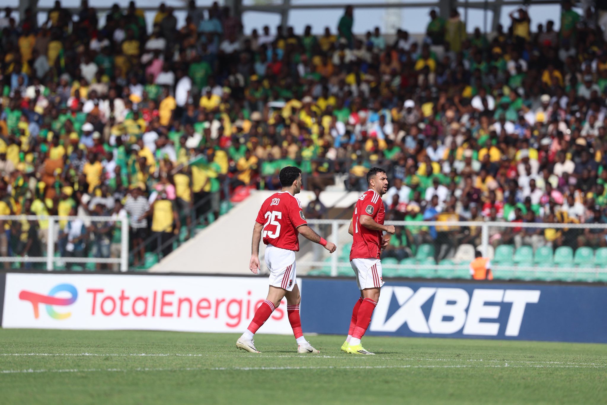 نتيجه مباراه الاهلي اليوم.. انطلاق الشوط الثاني من مباراة الأهلي ويانج أفريكانز في دوري أبطال أفريقيا - الخليج الان
