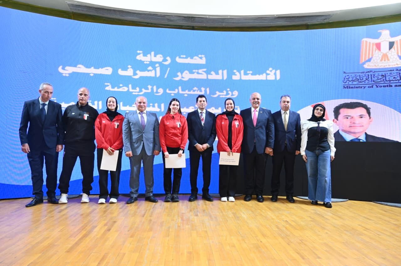 تكريم أبطال المنتخبات بعد إنجازات التضامن الإسلامي وبطولات العالم - الخليج الان