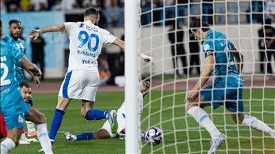 كريم بنزيما.. أول تعليق من نادي الهلال على أول أهداف كريم بنزيما في الدوري السعودي - الخليج الان