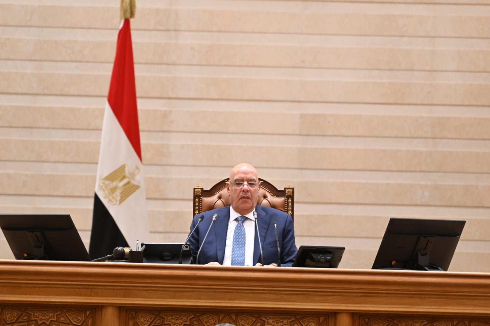 أروقة البرلمان تحمي أطفال مصر.. تفاصيل فتح ملف تنظيم استخدام الأطفال للتكنولوجيا الاثنين المقبل - الخليج الان