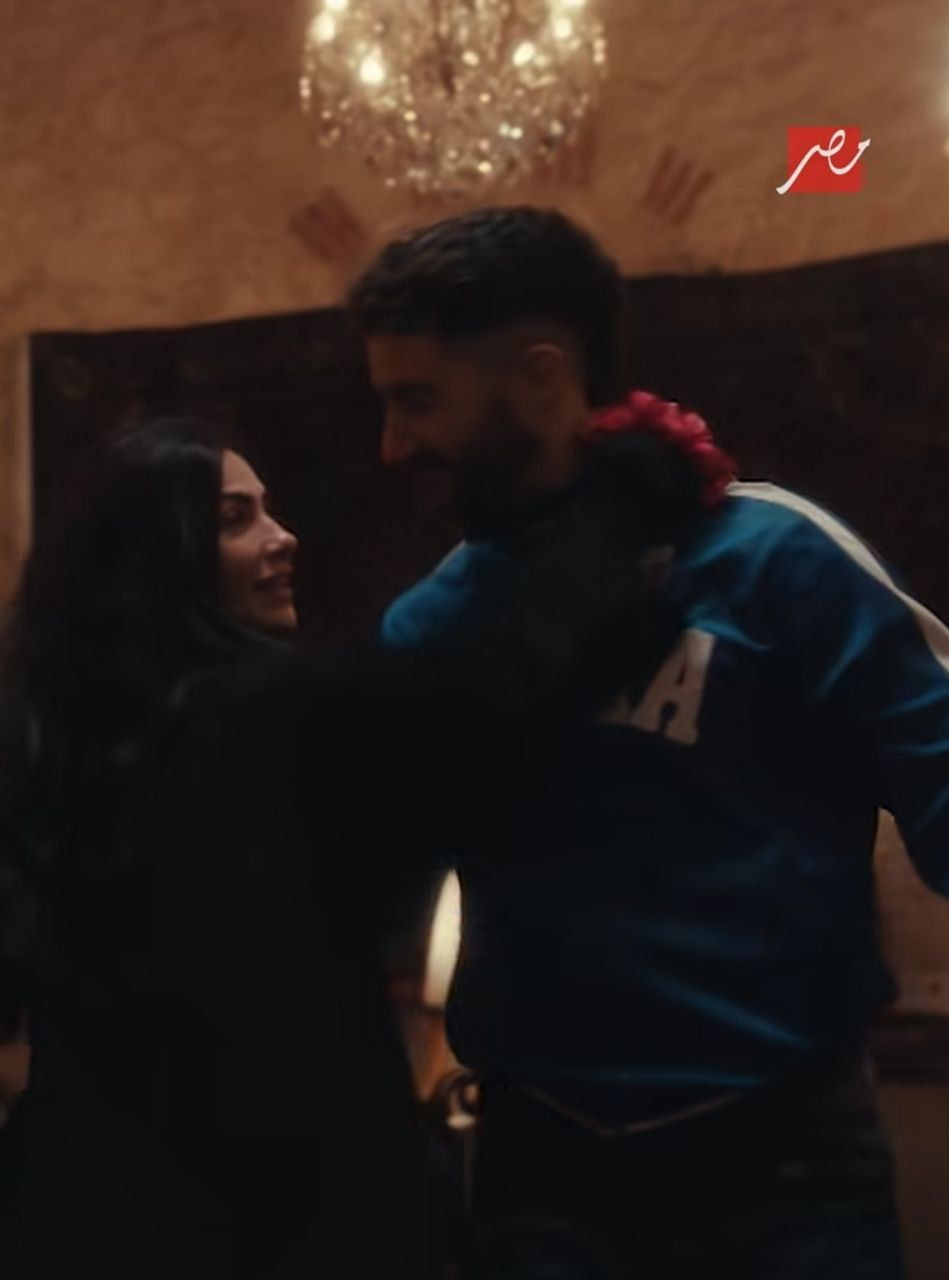 القبض على هدى المفتي وأحمد مالك في ورطة.. لقطات من البرومو الثاني لـ مسلسل سوا سوا - الخليج الان