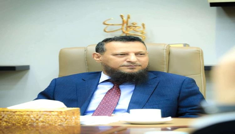 الإشادة بتحرك المحافظ شيخ لحل أزمة الغاز المنزلي بالعاصمة عدن