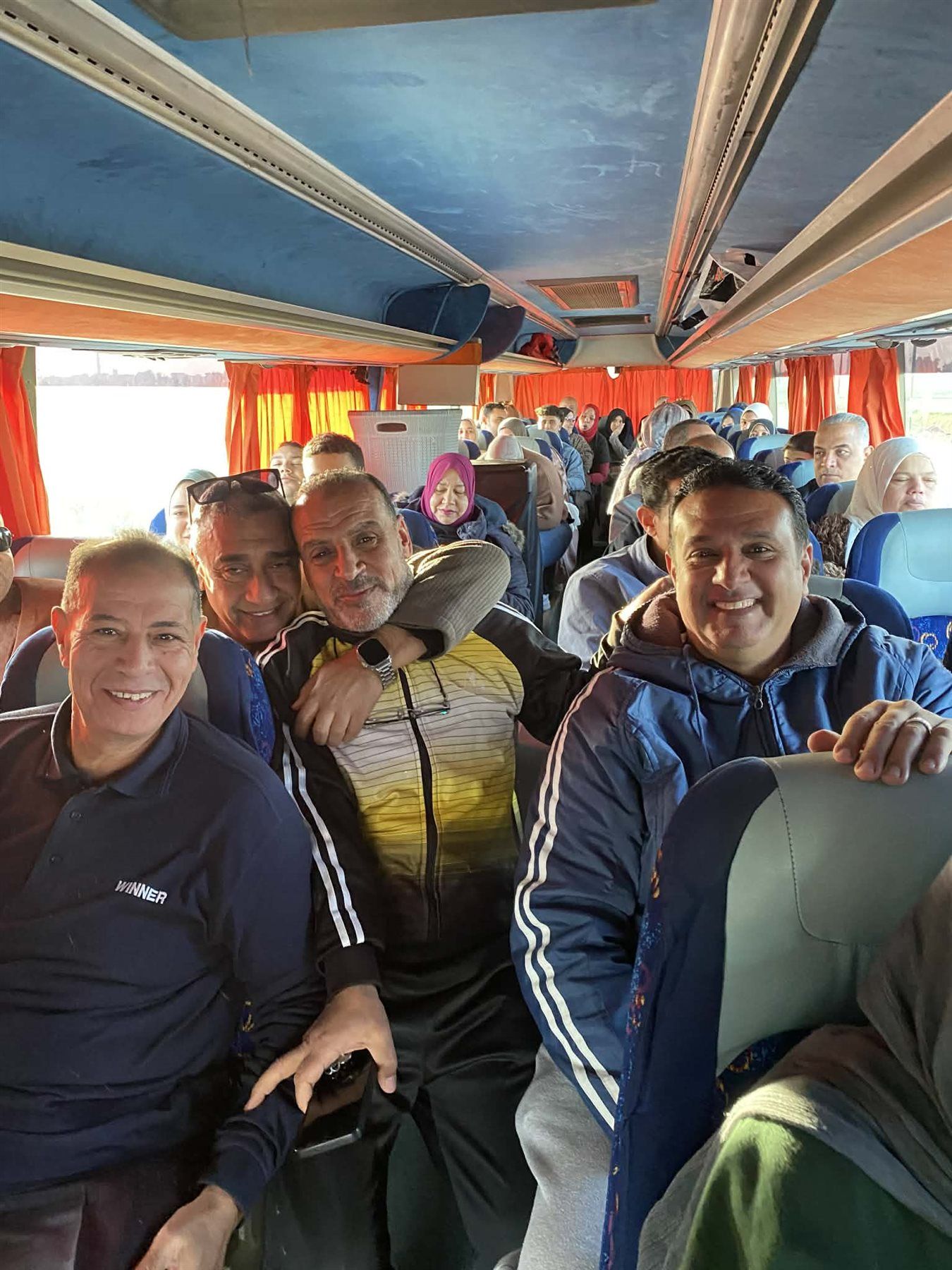 نقابة معلمي السنبلاوين تنظم رحلة ترفيهية إلى بورسعيد بسعر رمزي لأعضائها - الخليج الان